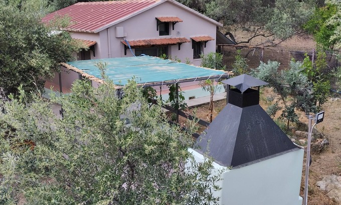 Kato Galatas Cottage | olea cottage, a peaceful retreat in an olive grove in Galatas.
