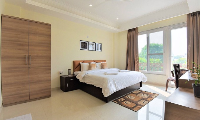 Gurugram Apartment | Olive Studio1 Golf Course Road, Gym, Balcony Garden