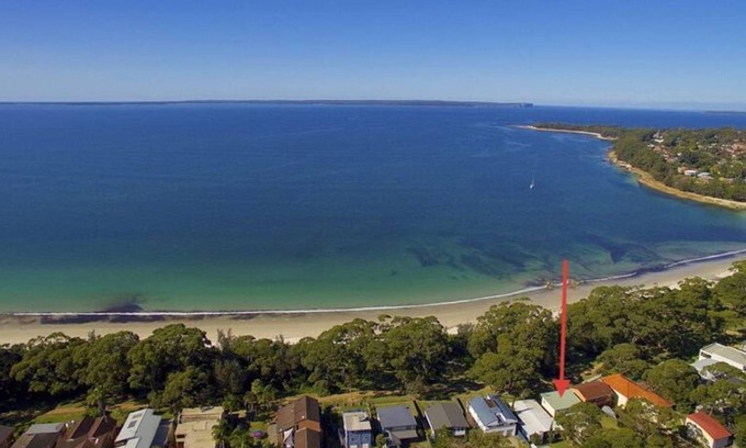 Vincentia Apartment | On Collingwood Beach - Upstairs Apartment