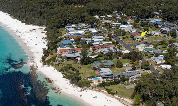 Hyams Beach House | On Cyrus at Hyams Beach