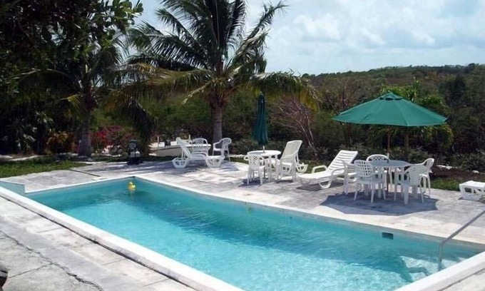 Hartswell Cottage | On hilltop with pool. Only 400 feet down to waterfront, dock & kayaks.