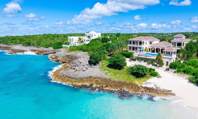 The Valley Villa | ON THE BEACH Luxury Villa & Beach House, Sleeps 20, Pools, Hot-tubs, Fire-pits…