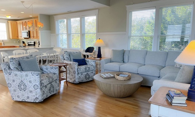South Beach House | On the dunes of Bramble Reach overlooking Atlantic Ocean! Screened in porch to take in ocean breeze