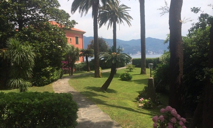 Santa Margherita Ligure Apartment | ON THE SEA AND IN THE GREEN