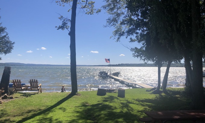 Traverse City House | One-bedroom cabin on Lake Leelanau. Sunset view. Dog considered.