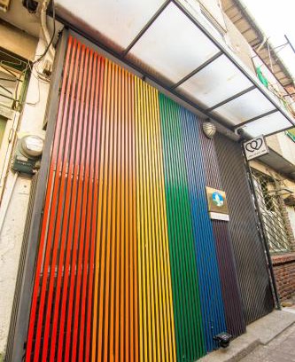 West Central District Villa | One Heart Inn
