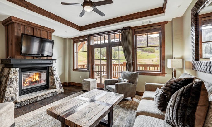Peak 8 House | One Ski Hill Place S8421