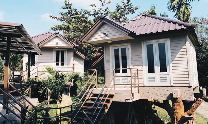 Pong Ta Long Hotel | Onhill Village