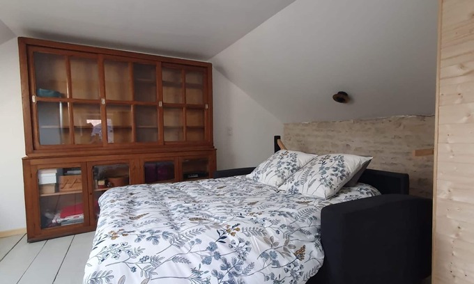 Lucy-sur-Cure House | Only 2 hours from Paris Cocon Pour Deux. Calm and wood fire
