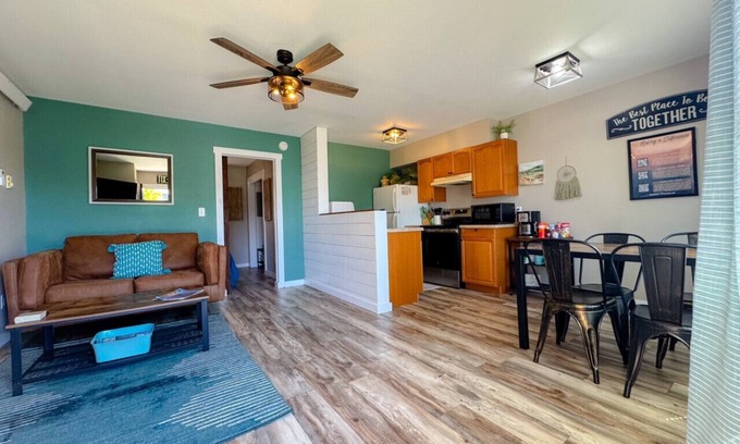 Spearfish Apartment | Open layout 1/1 apt close to downtown Spearfish!