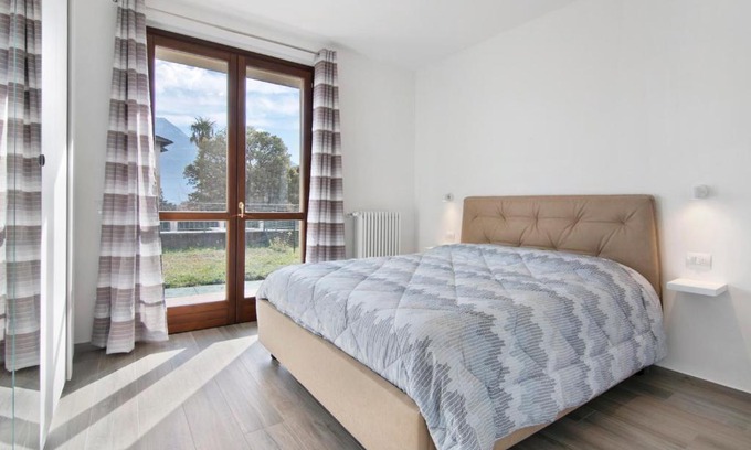 Consiglio di Rumo Apartment | Orange Corner Home - Como Lake