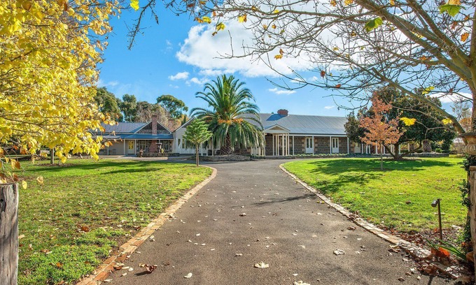 Weatherboard House | Orchards at Spring Vale Farm