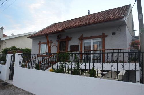 Charneca de Caparica e Sobreda Hotel | Os Piratas