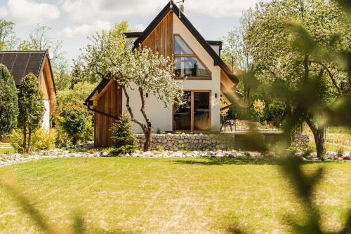 Bialka Tatrzanska Ski Chalet | Osada Białka Tatrzańska - apartamenty & domki z ogrodem dla rodzin Odkryj-Bialke