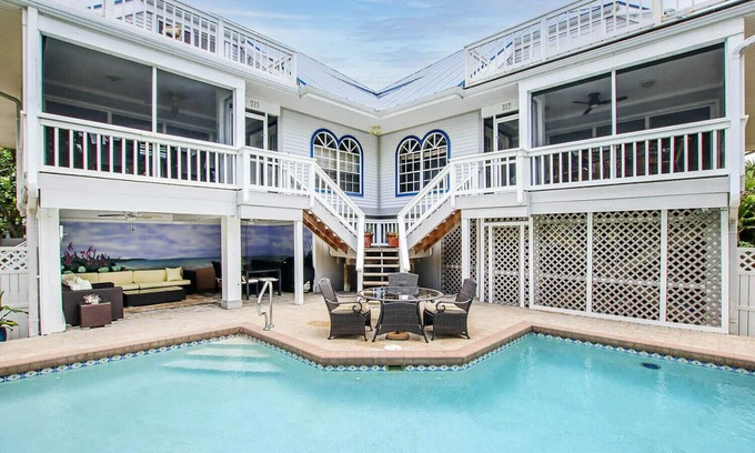 Sanibel House | Osprey Nest - Two bedroom w/Loft duplex with shared pool