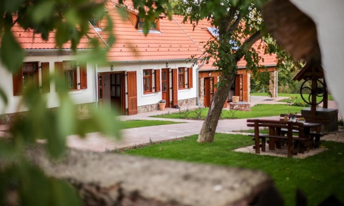 Kezkkut Apartment | Oszter-ház Kékkút