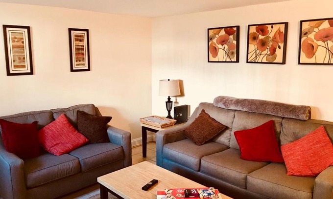 Eckington Apartment | Otis’ Place a Home-base in Washington, D.C.