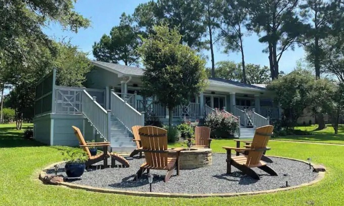 Tool House | Our Point of View Vacation Rentals