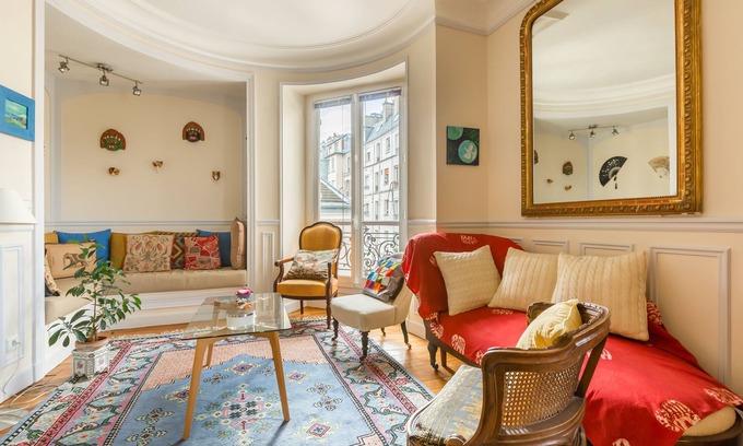 Notre Dame Apartment | Overlooking the Seine on Ile de la Cité, by Veeve