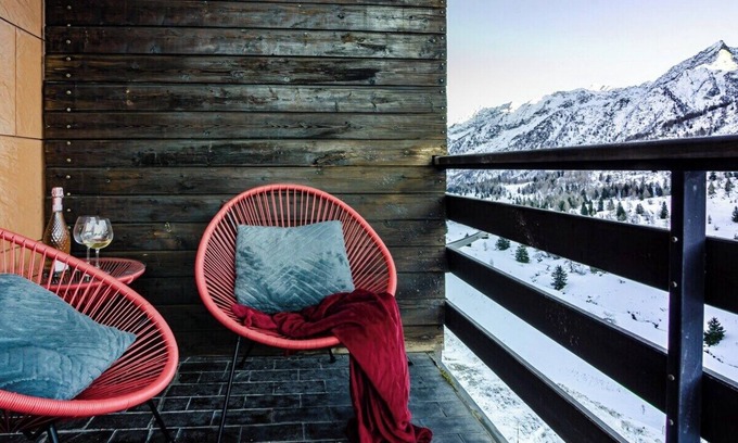 Passo del Tonale Apartment | Owl's Nest by TSS' - James Bond Style Couple's Escape at Passo del Tonale