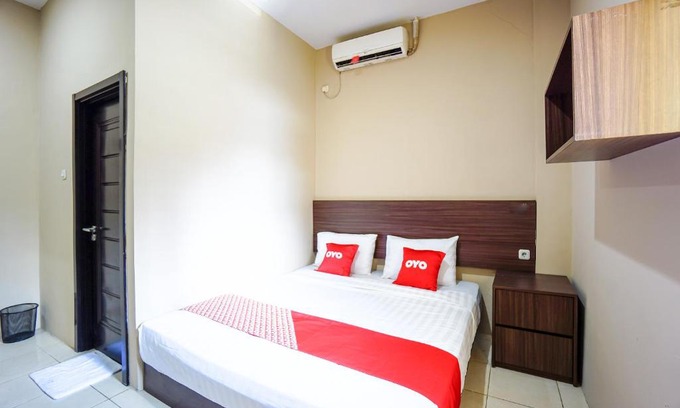 Manado City Centre Hotel | OYO 1540 Carrot House