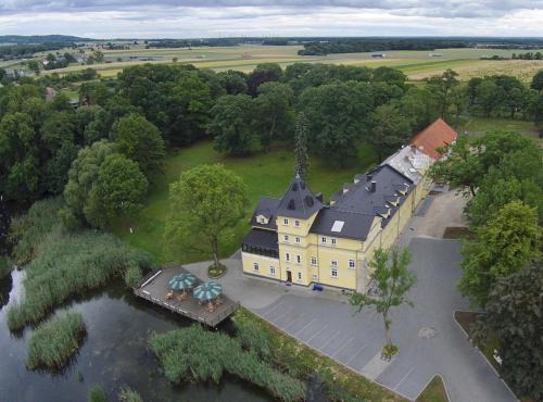 Zakrzow Bed & Breakfast | Pałac Lucja BB