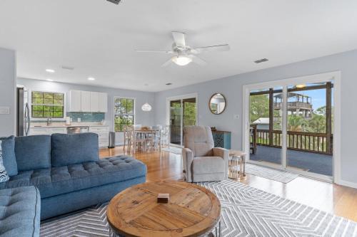 Panacea House | Pachs Crab Shack
