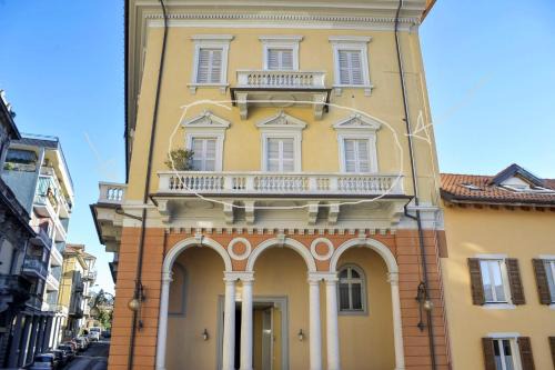 Verbania Apartment | Palazzo Bertazzi