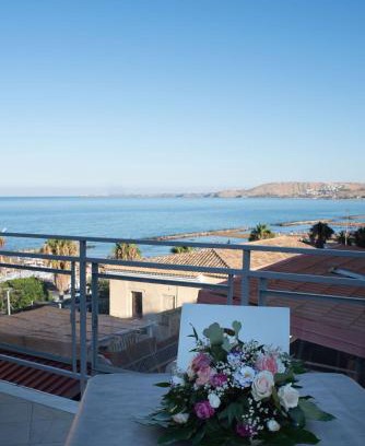 Crotone Bed & Breakfast | Palazzotto 902