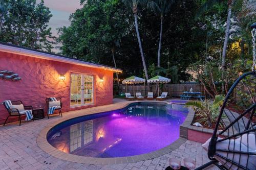 Poinciana Park House | Palm Beach 5br Cottage!poolspasaunacold Plunge