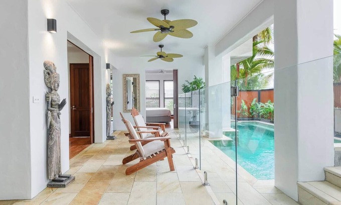 Port Douglas Villa | Palm Bliss Villa A Central Balinese Pool Oasis