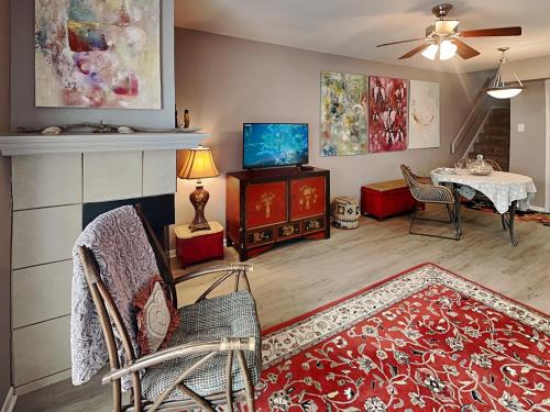Galveston Apartment | Palms At Cove View 809 - Canvas Palms