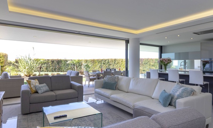 Ferragudo Apartment | Palms nº 11 - Luxury state of the art, spacious apartment