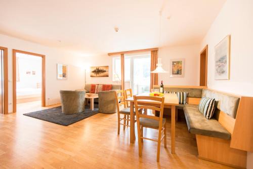 Bad Gastein Apartment | Panorama Spa Lodges DasSchiller Superior