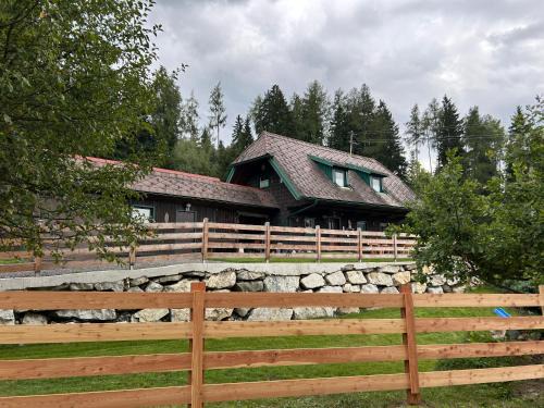 Scheifling House | Panoramablick Hütte