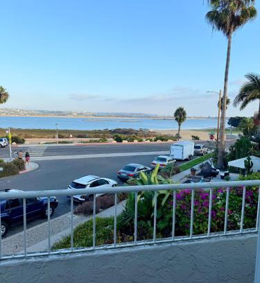 Crown Point House | Panoramic View Bayfront Gem 3BR