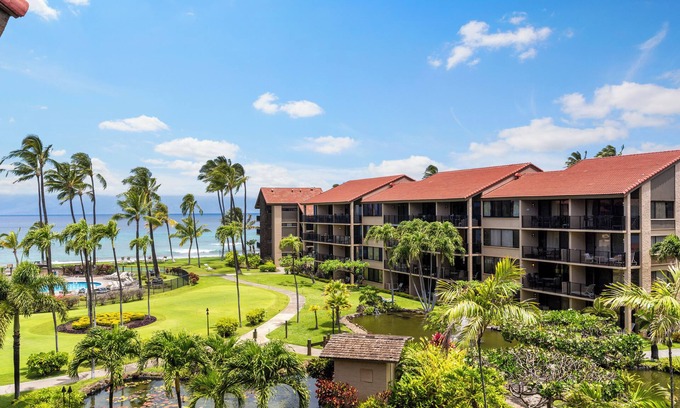 Honokowai Condo | Papakea J405: Luxurious Ocean View Penthouse, 2 Min Walk to Beach, Many Updates!