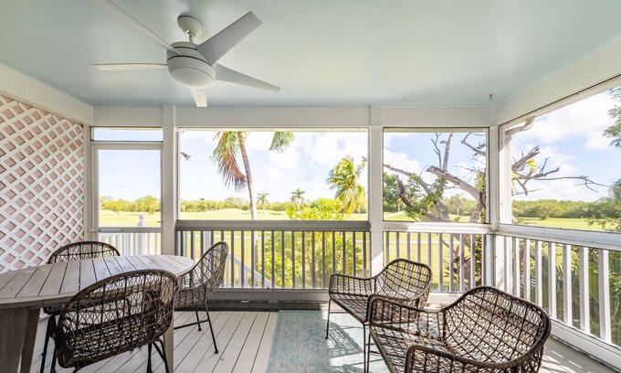 Key West House | Paradise Point by AvantStay | Golf Course Living