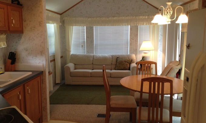 Salt Springs House | Park Model With Loft In Elite Resorts On Little Lake Kerr