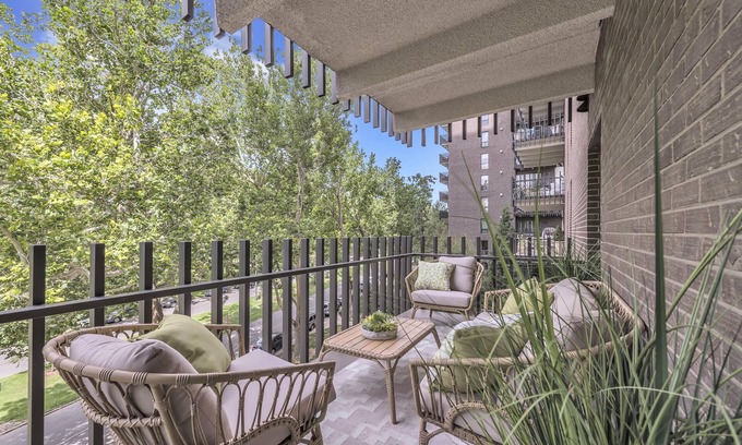 Washington Park West House | Park view! Designer apartment for 30 days + rental