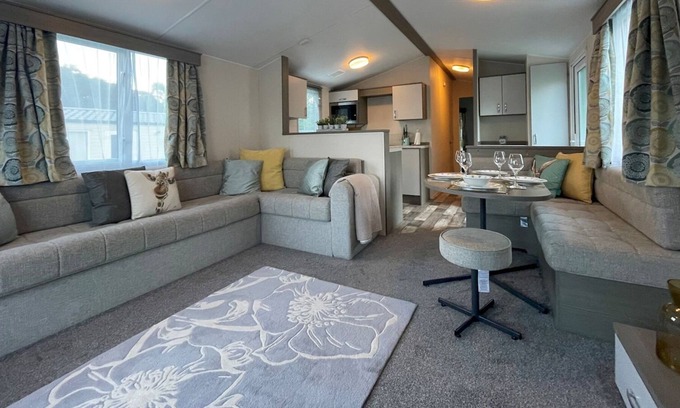 Beattock House | Pass the Keys | Cosy 2BR Holiday Home in Beautiful Location
