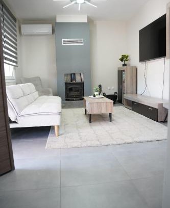 Trikala Apartment | paulos+eva house