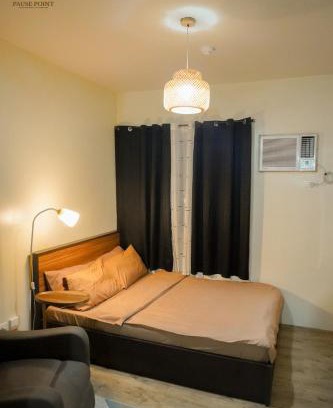 Binan City Hotel | Pause Point - Standford 3 Suites