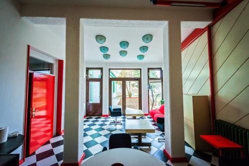 Sremska Mitrovica Bed & Breakfast | PB Urban Garden Stay with guarded Parking