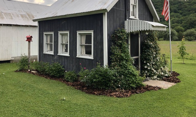 Cashton Cabin | Peace in the Valley Rustic Rentals
