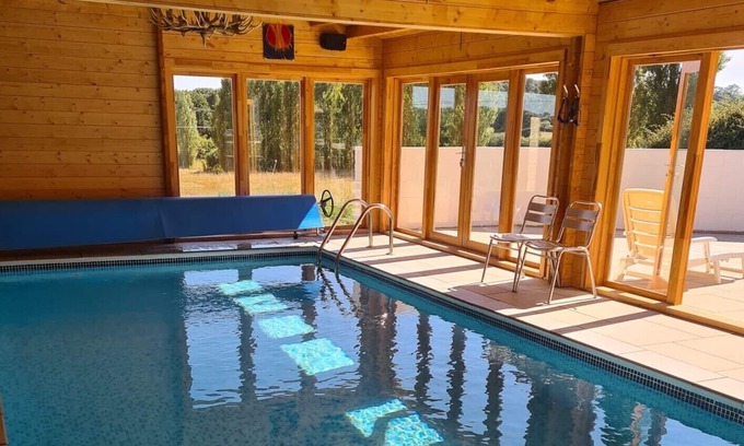Ryde House | Peaceful and quiet property with Pool and Gym