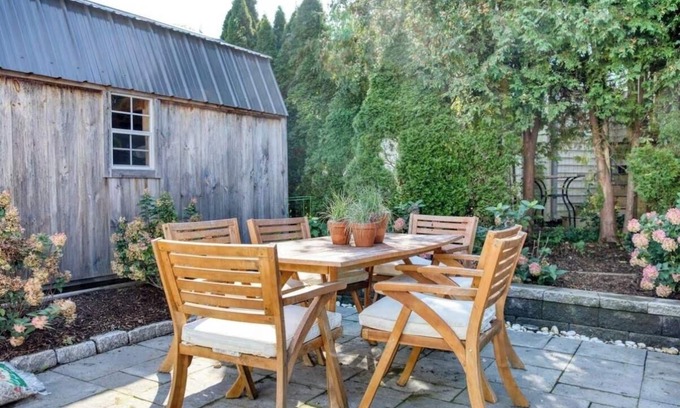 East Shore Apartment | Peaceful Apartment with Waterview and Patio, Walk to Beach!