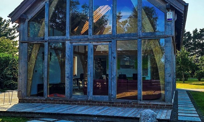 Muchelney Cabin | Peaceful Cabin Nature Getaway in Othery
