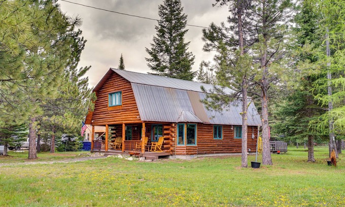 Tamarack Resort Cabin | Peaceful Donnelly Retreat < 1 Mi to Lake Cascade!