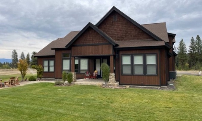 McCall House | Peaceful Payette Paradise - Luxe Family Getaway